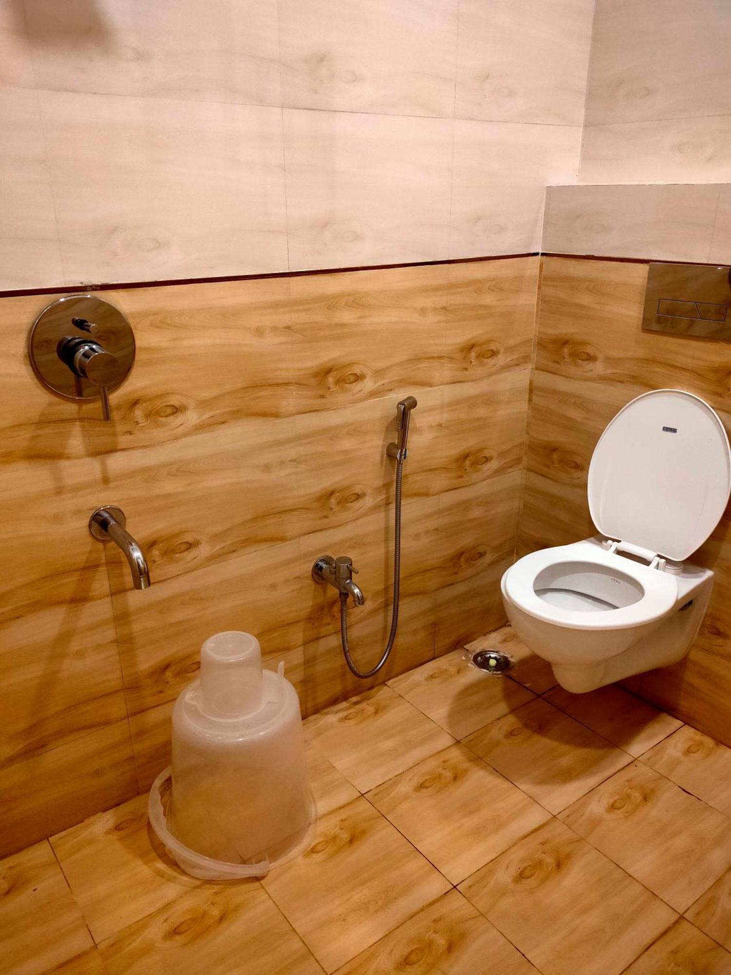 Hotel Mellow Mood Bhubaneswar Ngoại thất bức ảnh